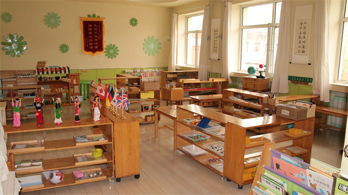 10.室内环境——蒙氏教室2.jpg